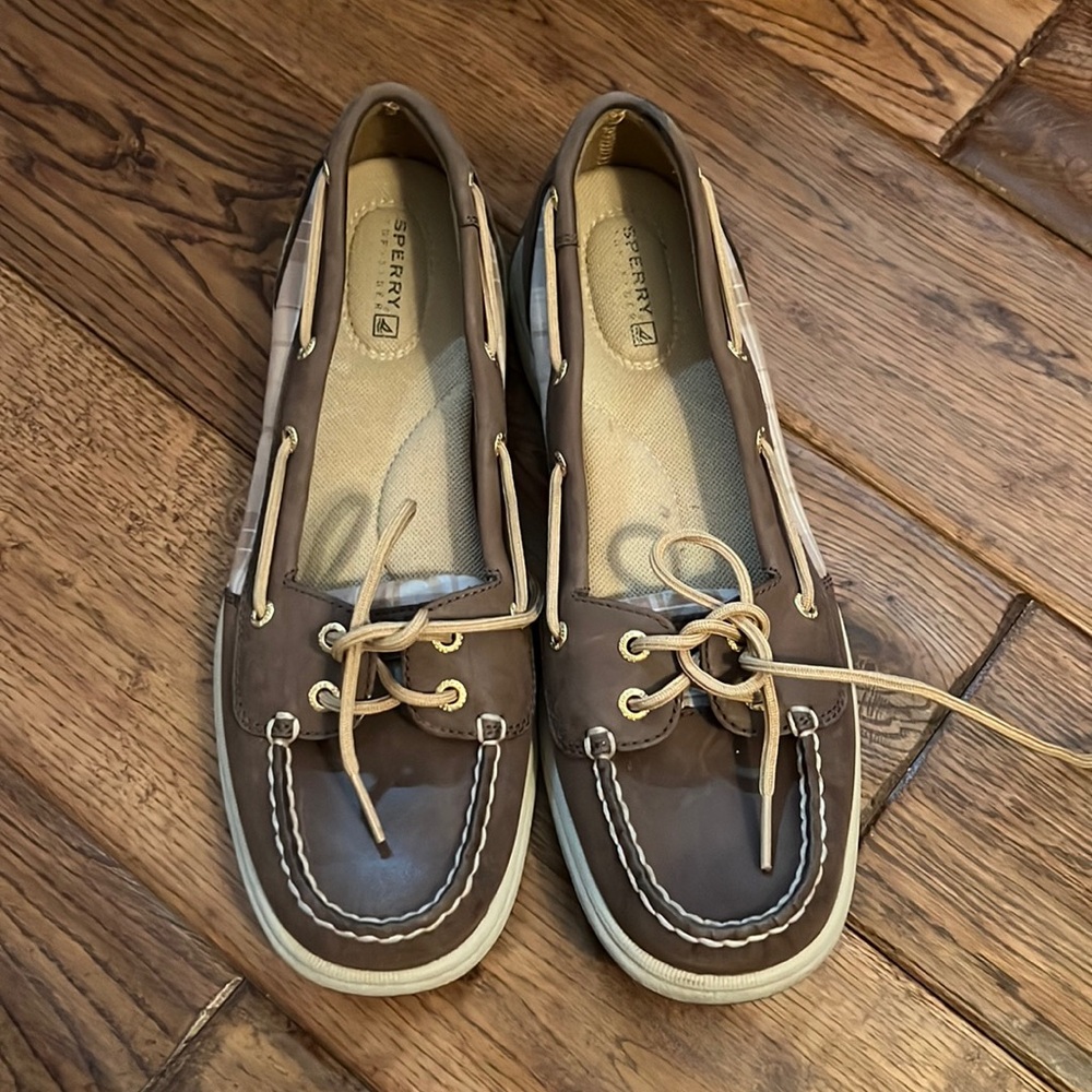Women Sperry Boat Shoes size 9.5
